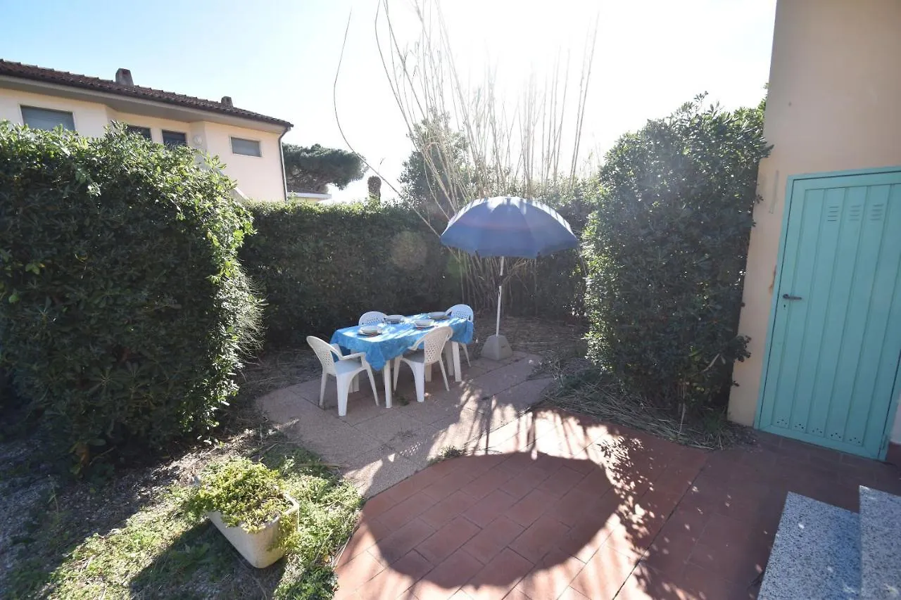 Appartamenti Sabbia - Zona Mare Con Terrazze, Clima, E Posti Auto Marina di Campo 0*,