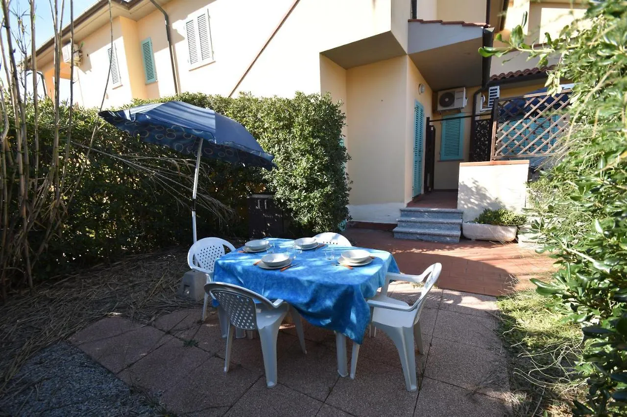 Appartamenti Sabbia - Zona Mare Con Terrazze, Clima, E Posti Auto Marina di Campo