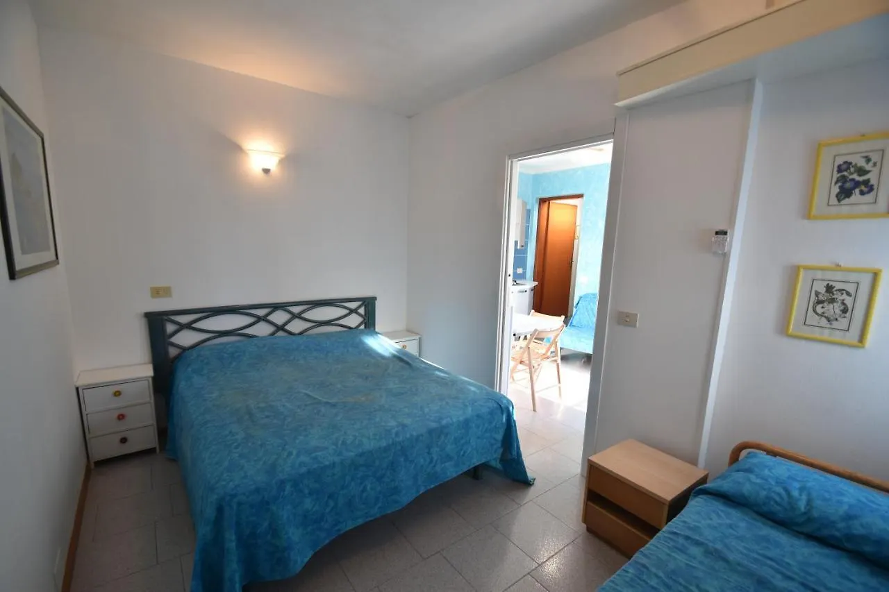 Apartment Appartamenti Sabbia - Zona Mare Con Terrazze, Clima, E Posti Auto Marina di Campo