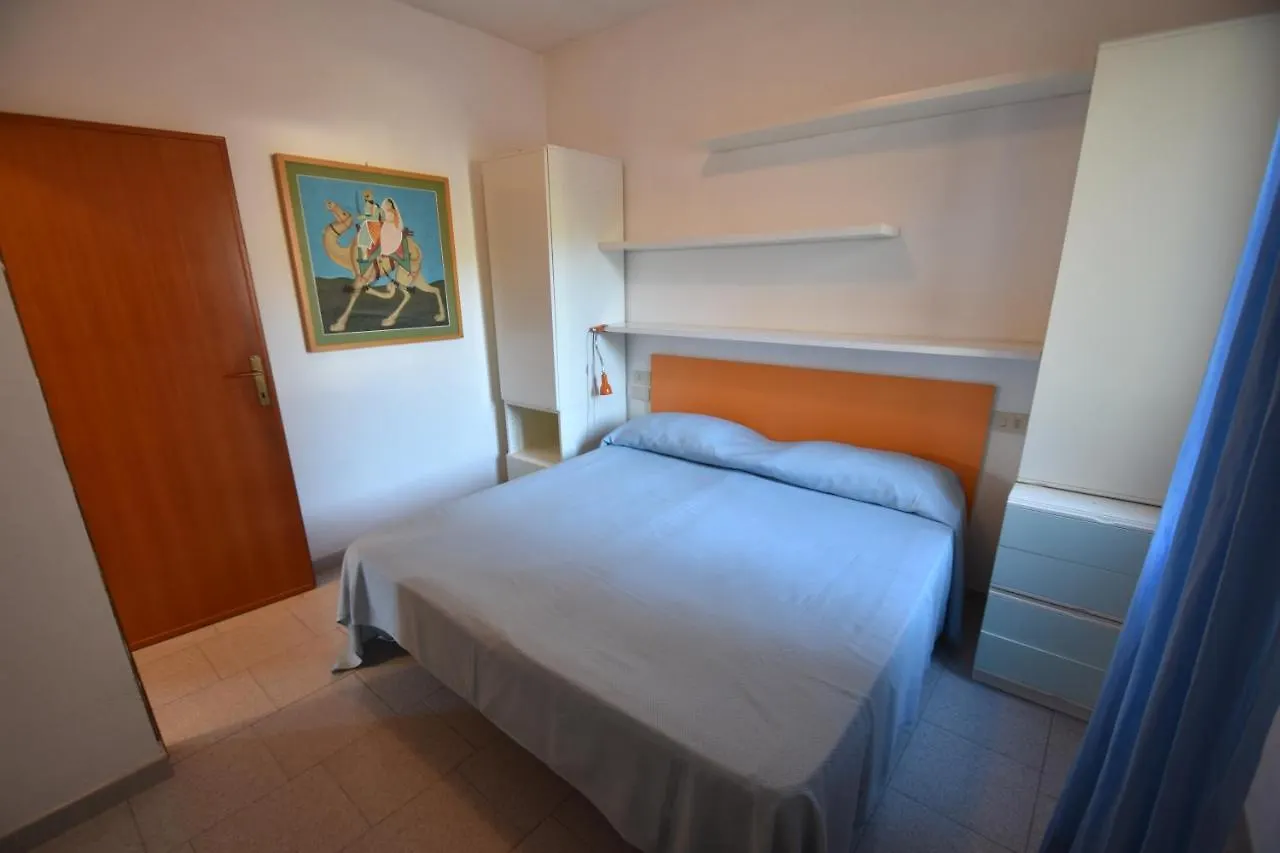 Apartment Appartamenti Sabbia - Zona Mare Con Terrazze, Clima, E Posti Auto Marina di Campo