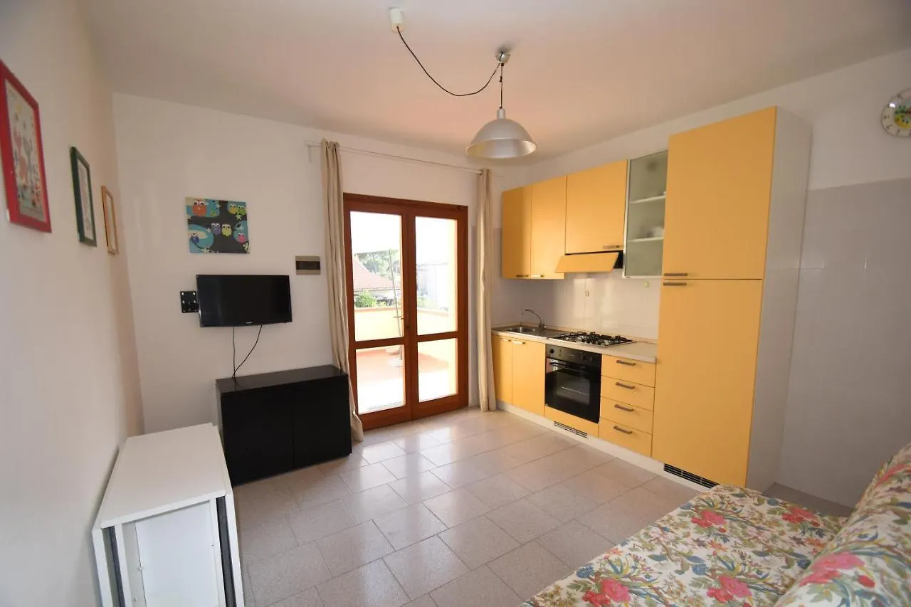 Apartment Appartamenti Sabbia - Zona Mare Con Terrazze, Clima, E Posti Auto Marina di Campo