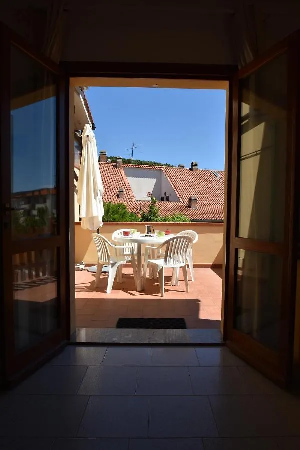 Apartment Appartamenti Sabbia - Zona Mare Con Terrazze, Clima, E Posti Auto Marina di Campo