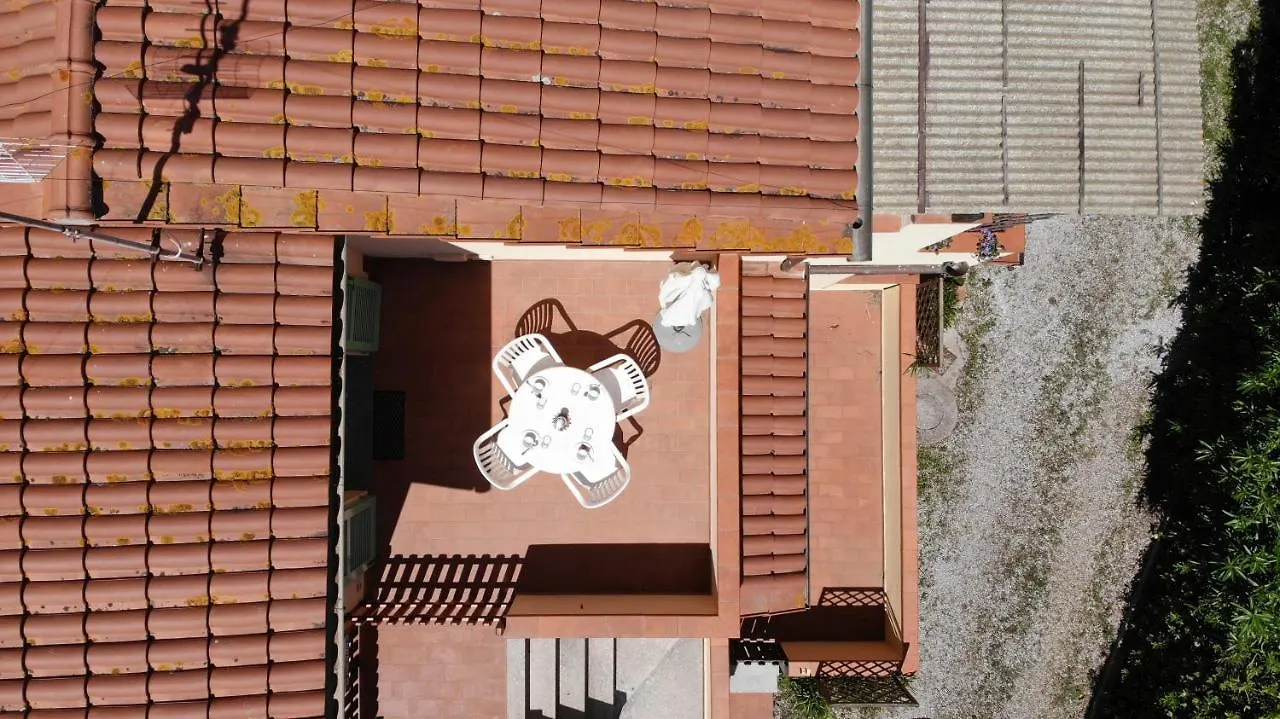 Apartment Appartamenti Sabbia - Zona Mare Con Terrazze, Clima, E Posti Auto Marina di Campo Italy